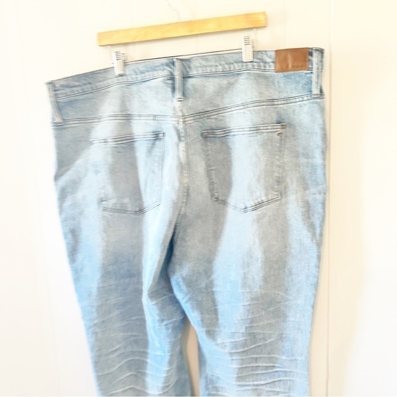 Madewell Cali Demi-Boot Jeans in Dory Wash: Comfort Stretch Edition Plus 37 - Picture 6 of 12